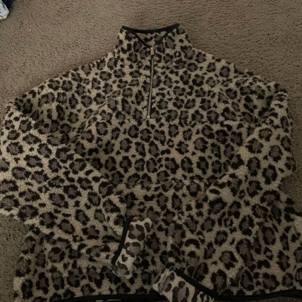 Cheetah puffer jacket